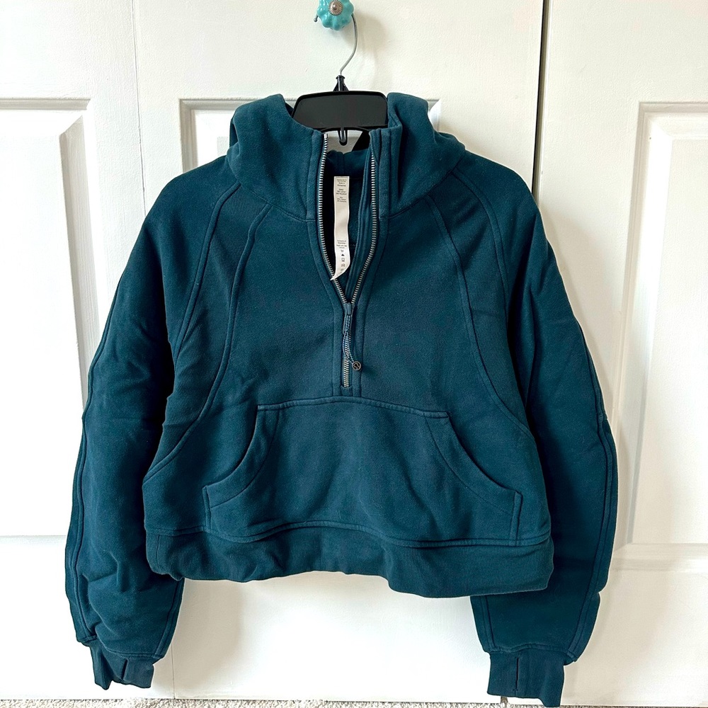 Lululemon Cropped Scuba Hoodie